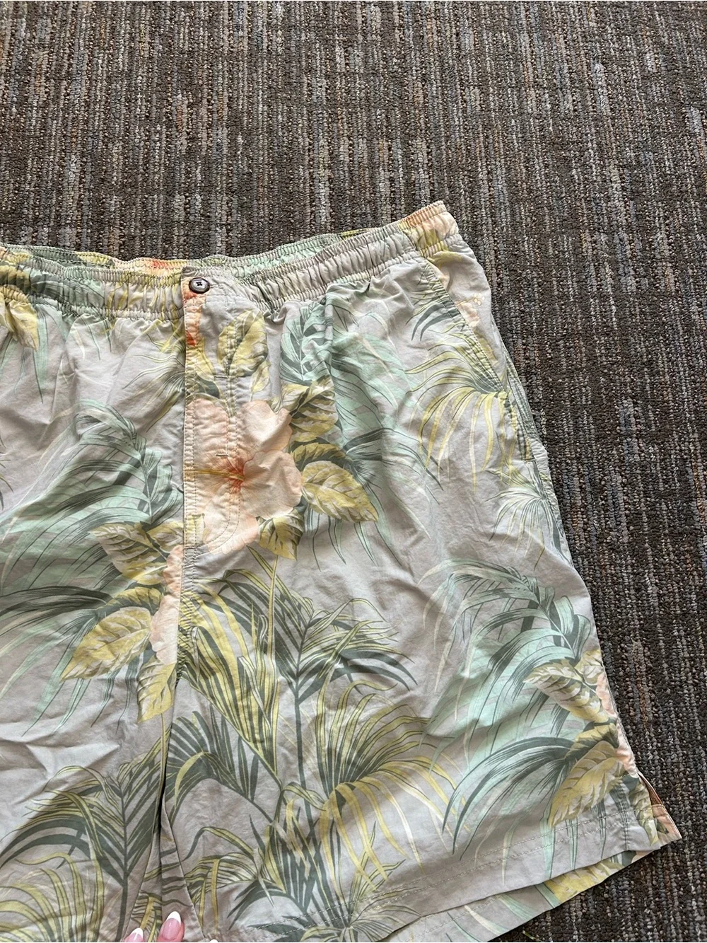 Tommy Bahama Vintage Tropical Palm & Floral Swim Trunks - Men's Large